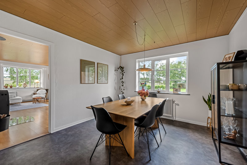 Property image number 8