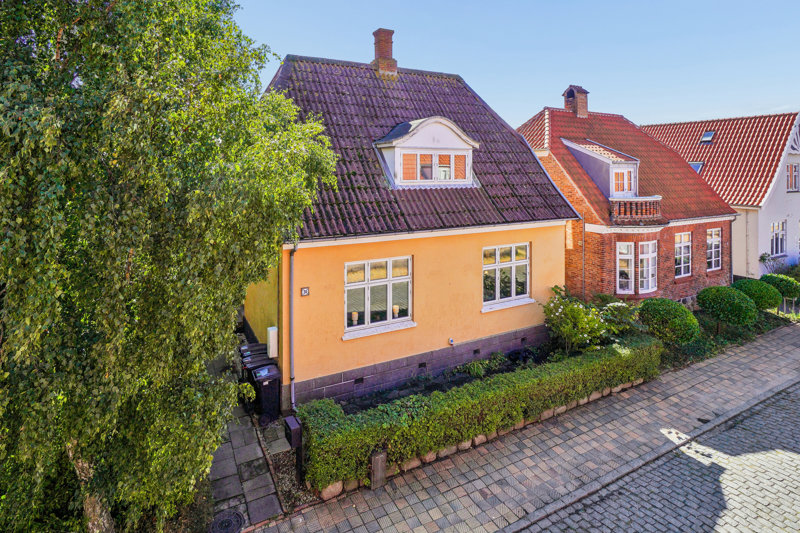Property image number 2