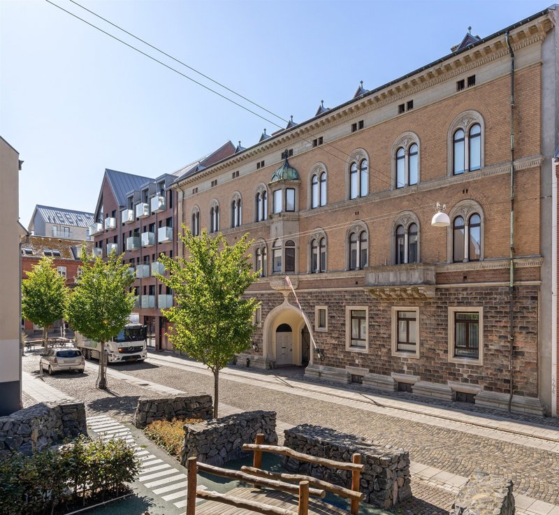 Property image number 2