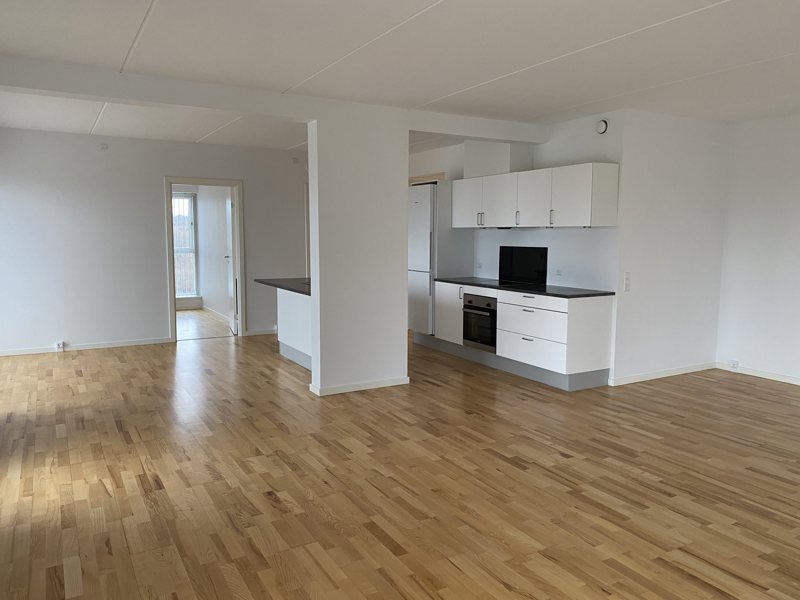Property image number 8