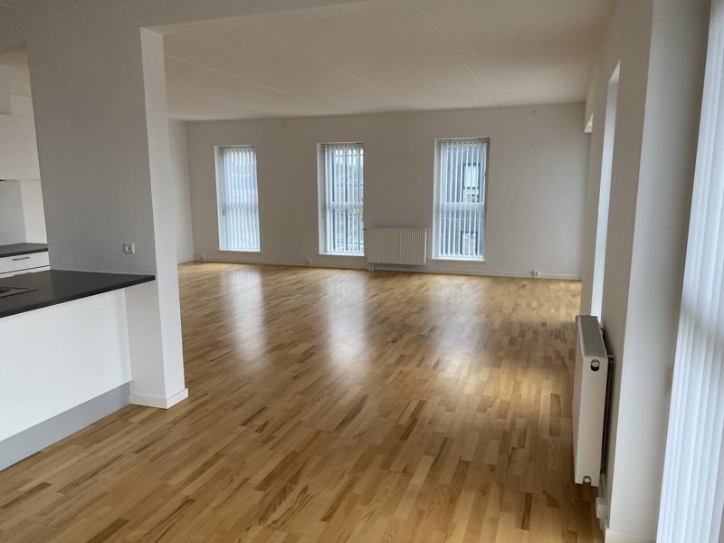 Property image number 6