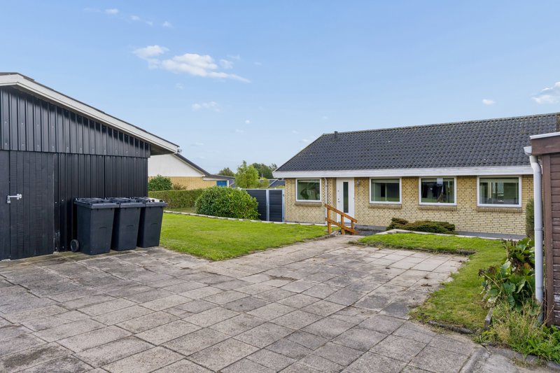 Property image number 2