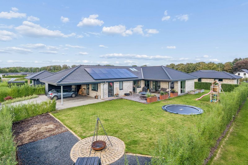 Property image number 1