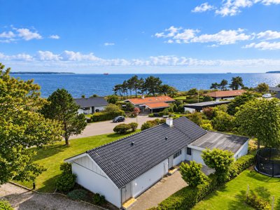Strandbakken 11