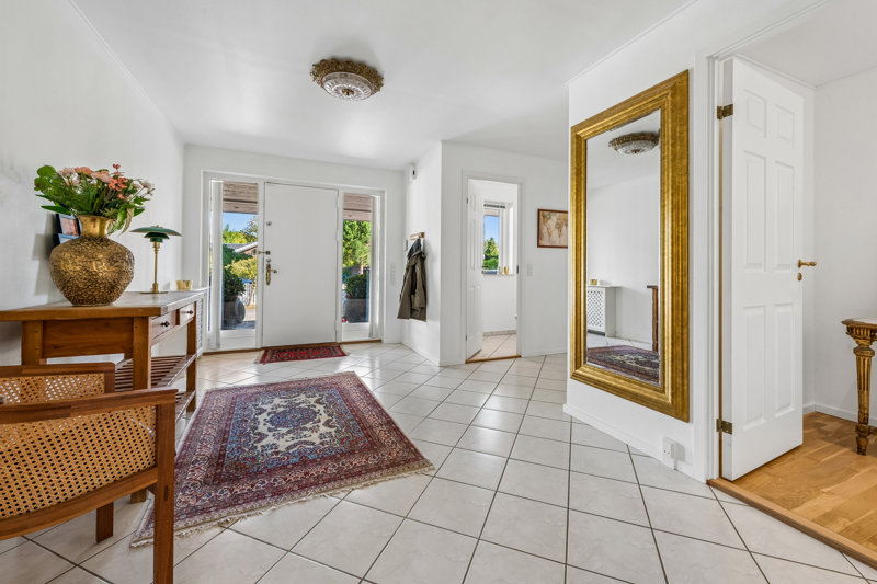 Property image number 2