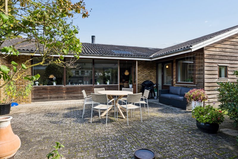 Property image number 2