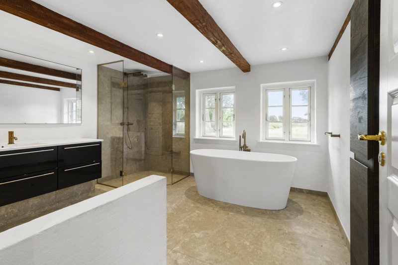 Property image number 8