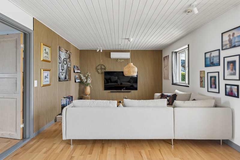 toggle-gallery-image