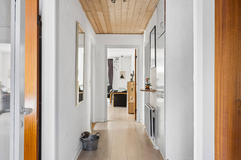 toggle-gallery-image