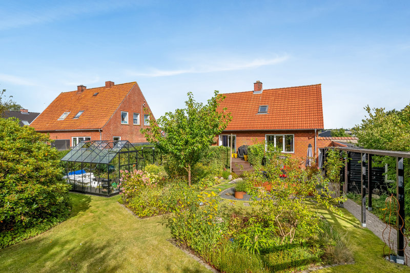 Property image number 2