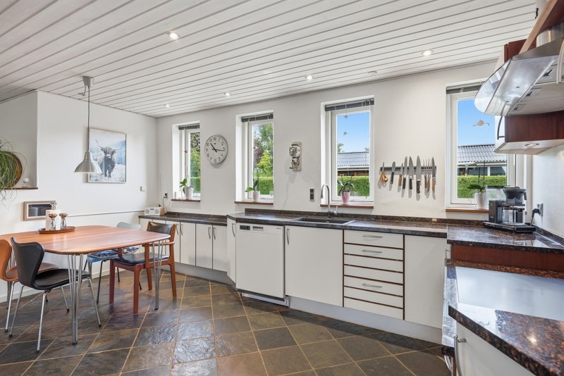 Property image number 6