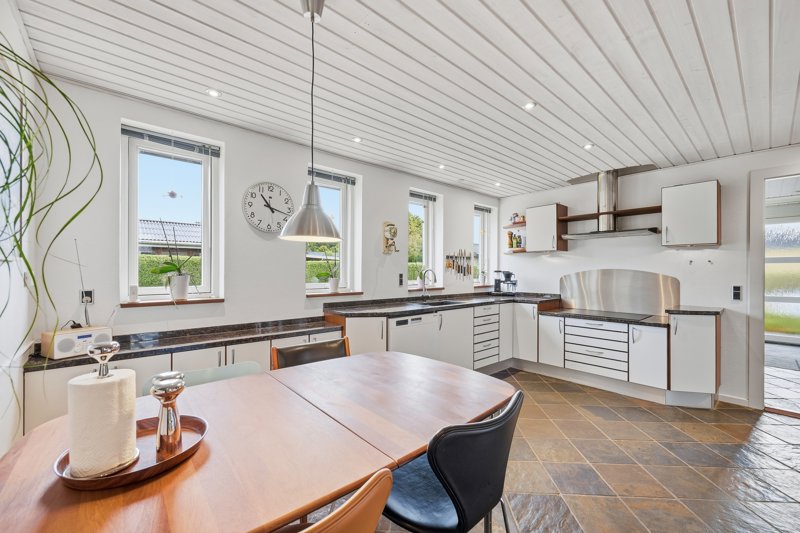Property image number 8