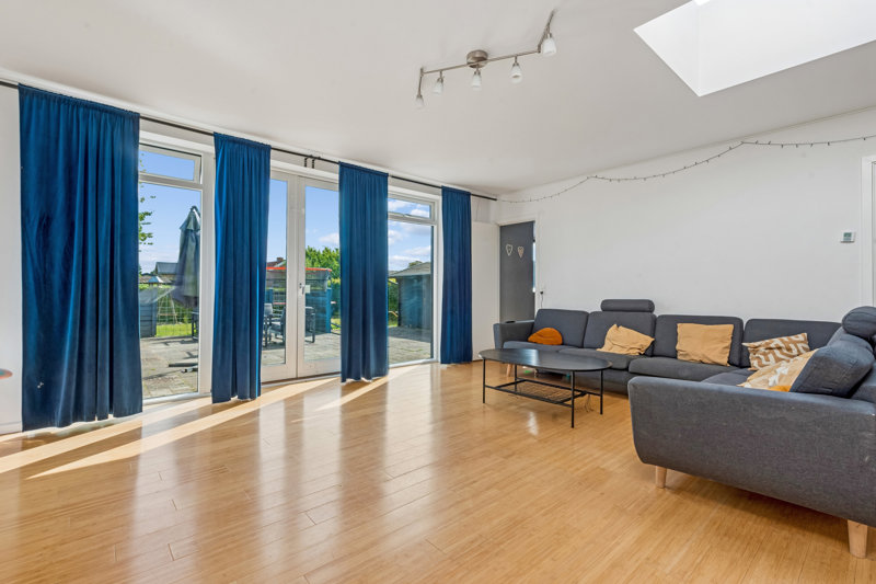 Property image number 3