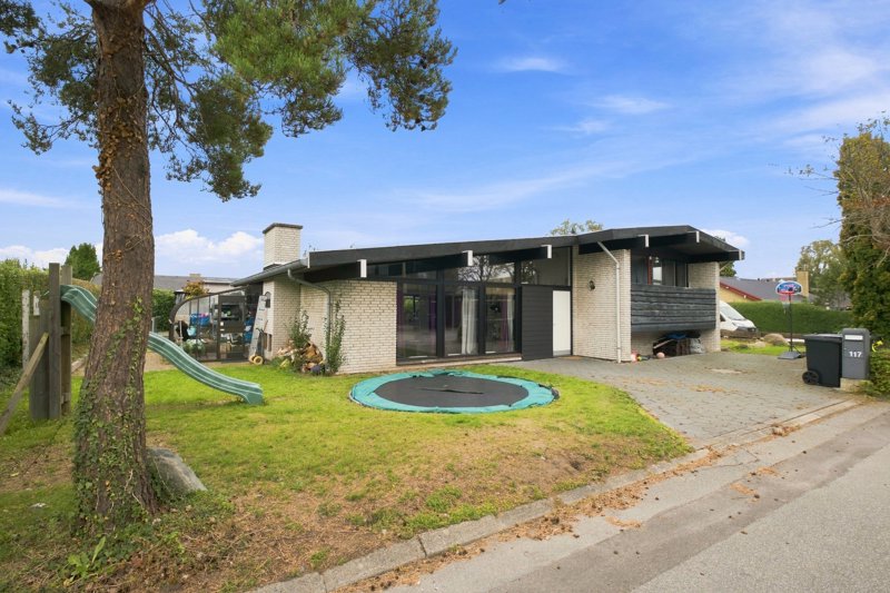 Property image number 1