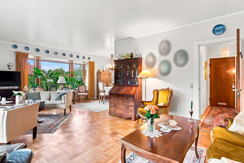 Property image number 2