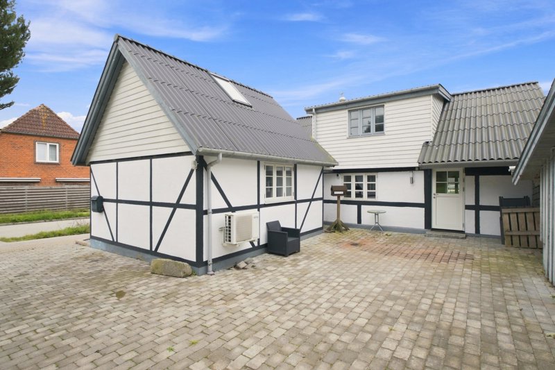 Property image number 1