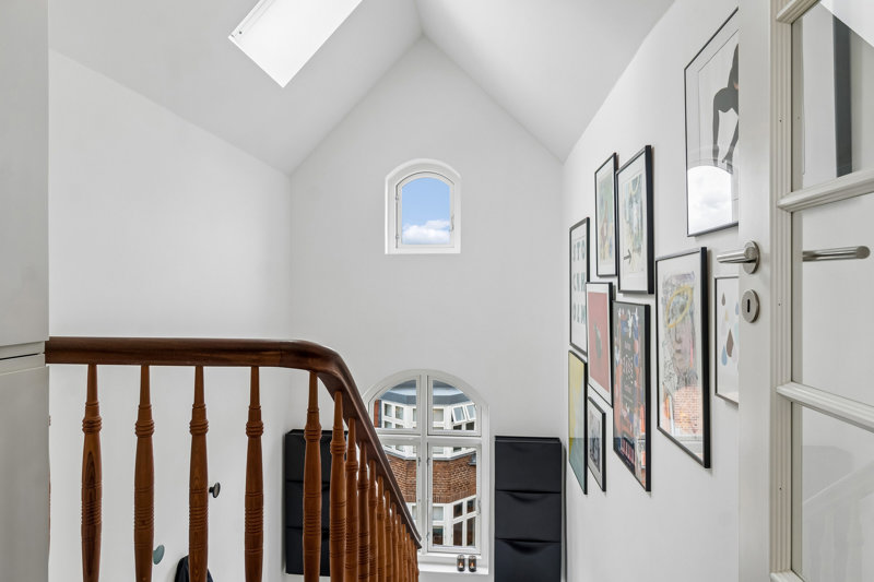 toggle-gallery-image