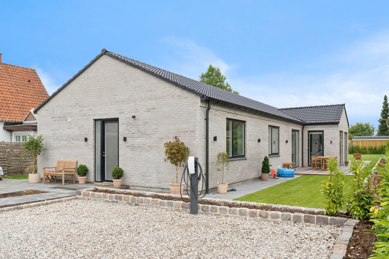 Property image number 2