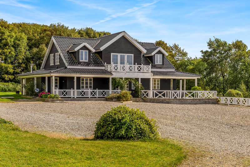 Property image number 2