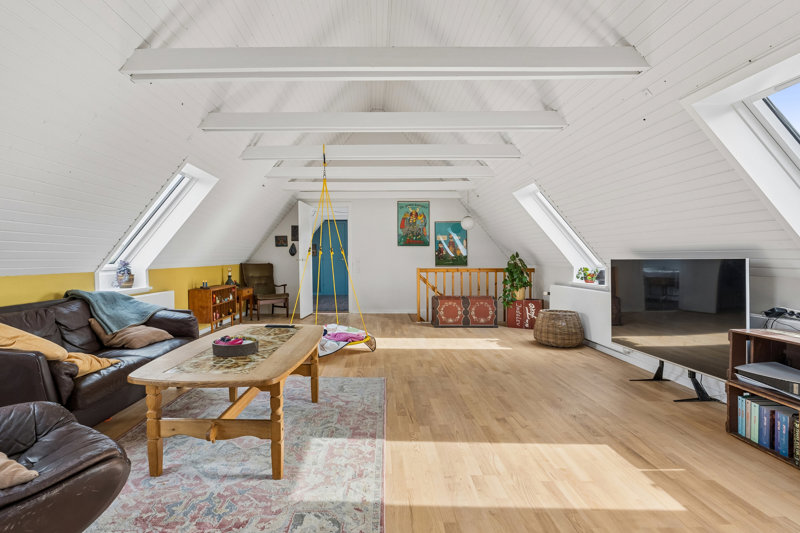 toggle-gallery-image