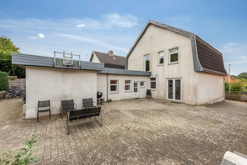 Property image number 2