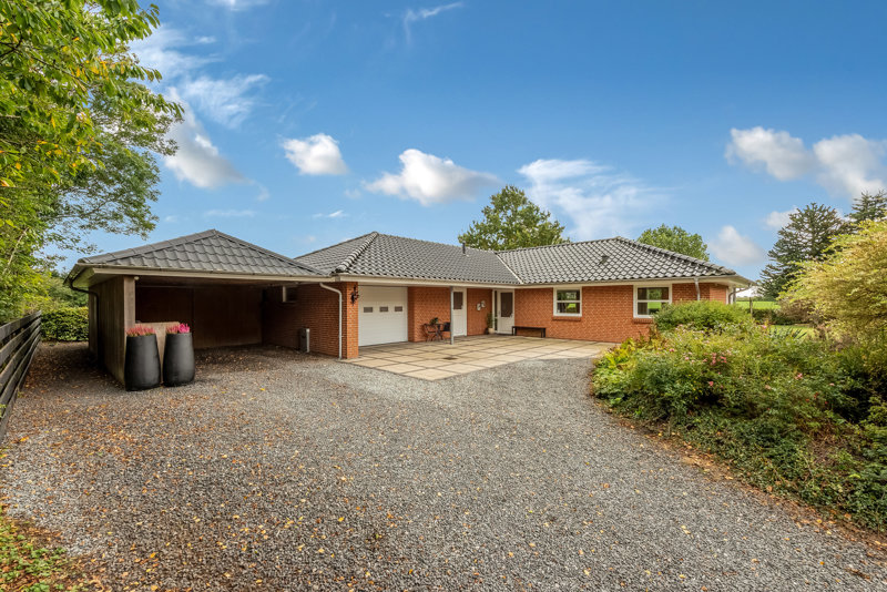 Property image number 1