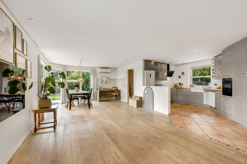 Property image number 8