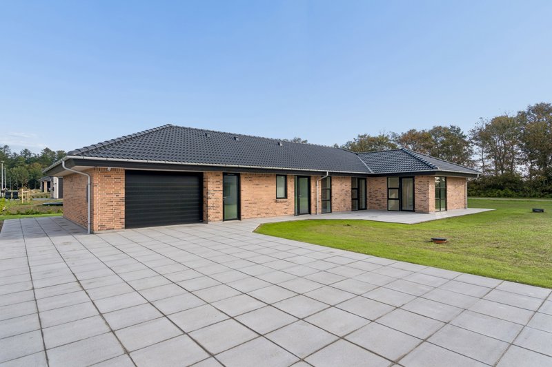 Property image number 2