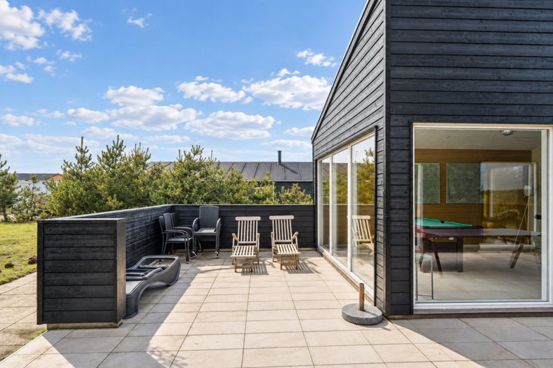 Property image number 2