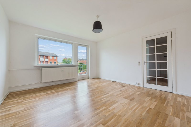 Property image number 2