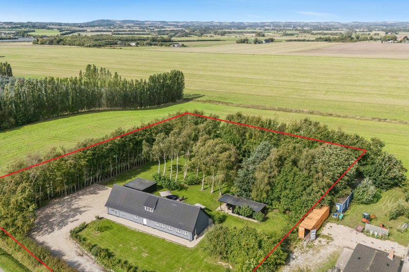Property image number 2