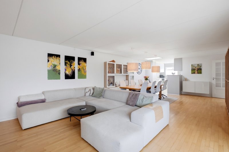 Property image number 2