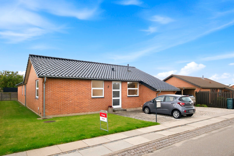 Property image number 1