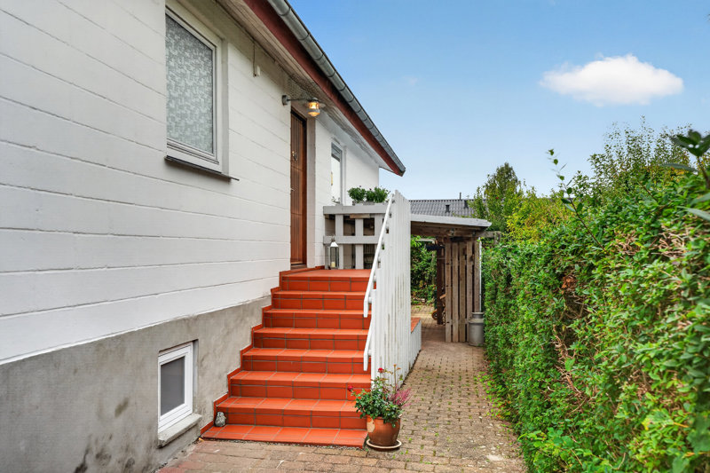 Property image number 2
