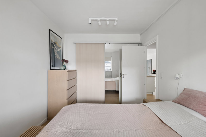 toggle-gallery-image