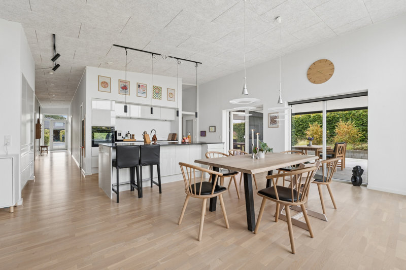 Property image number 2