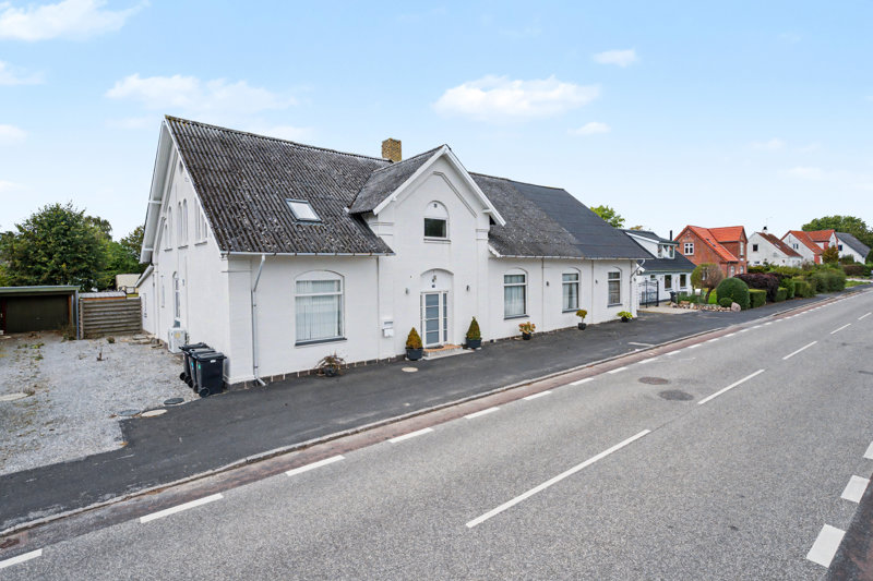 Property image number 1