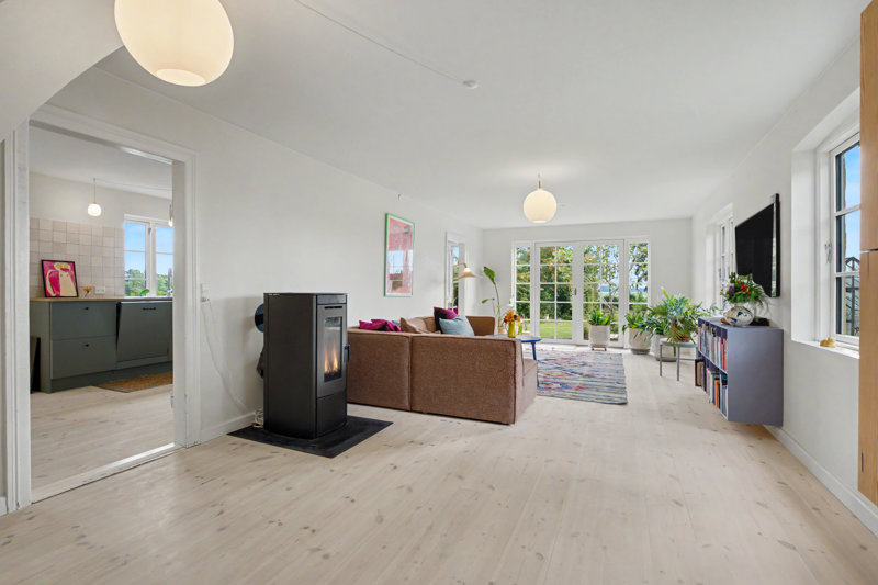 Property image number 2
