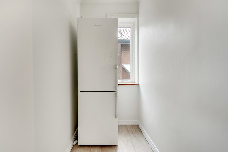 toggle-gallery-image