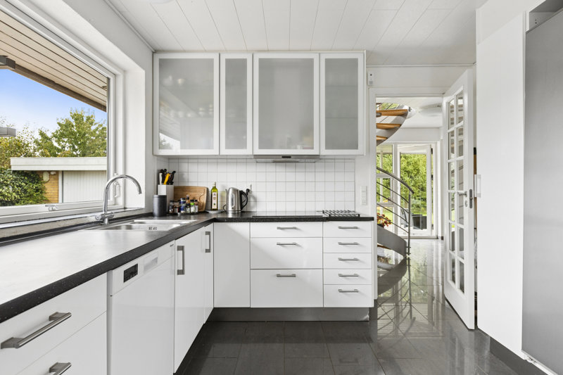 Property image number 8