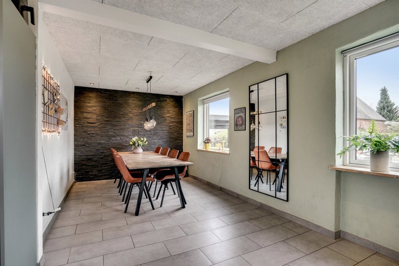 Property image number 3