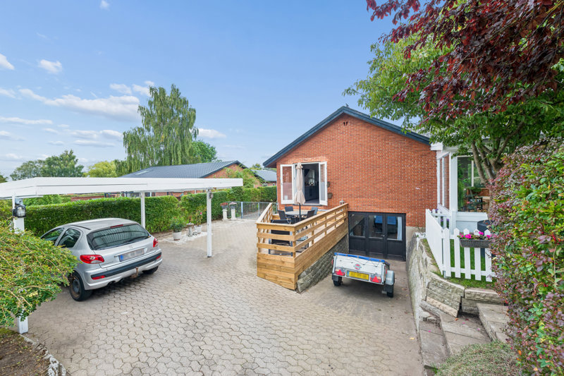 Property image number 2