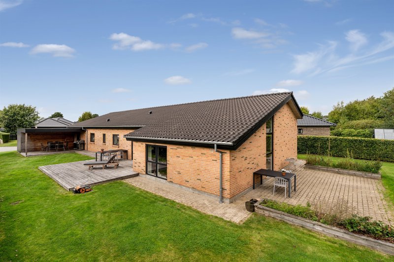 Property image number 1