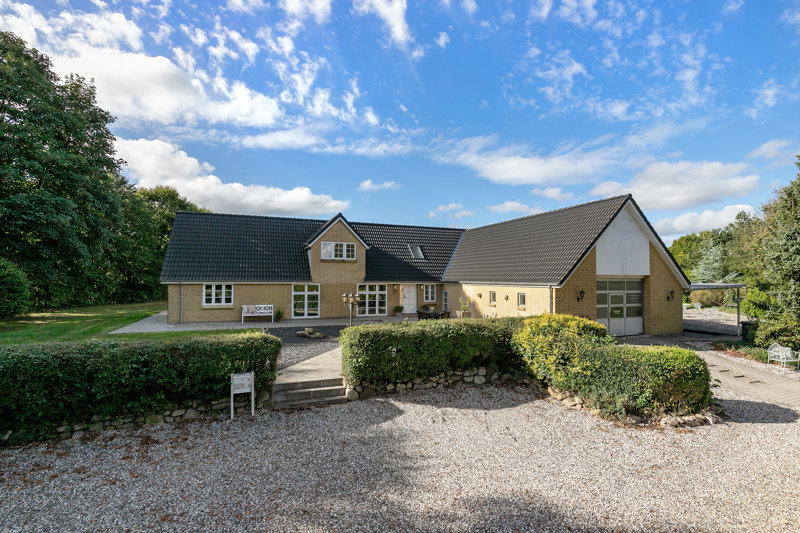 Property image number 3