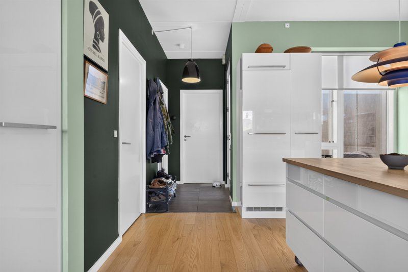 toggle-gallery-image
