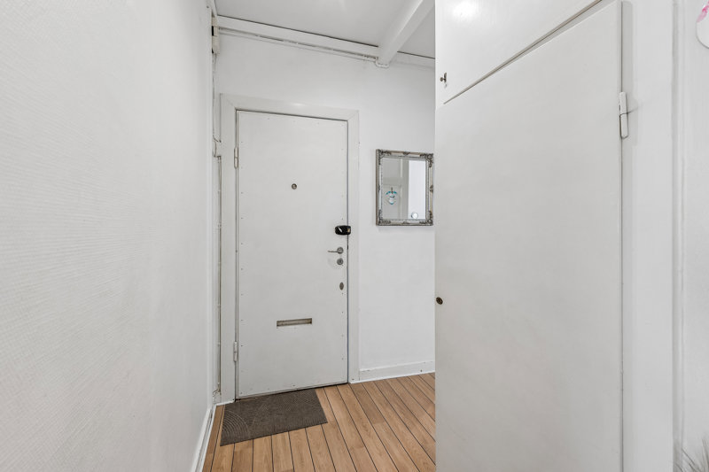 toggle-gallery-image