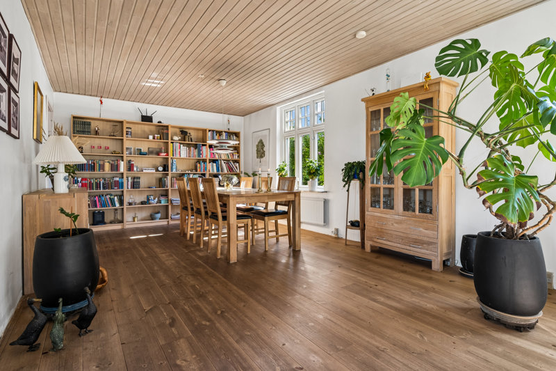 Property image number 8