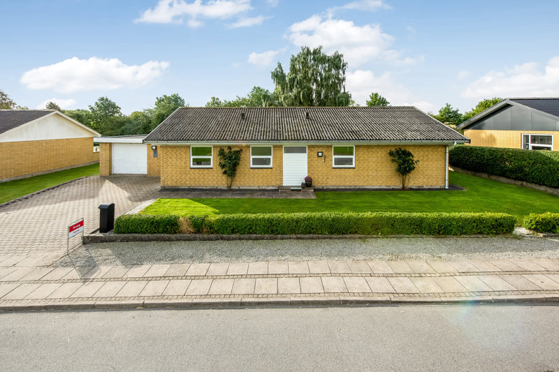 Property image number 2