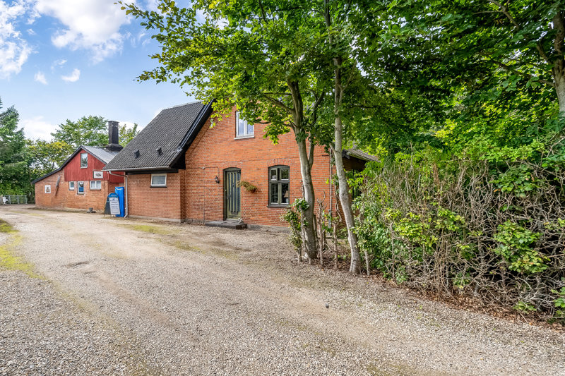 Property image number 2