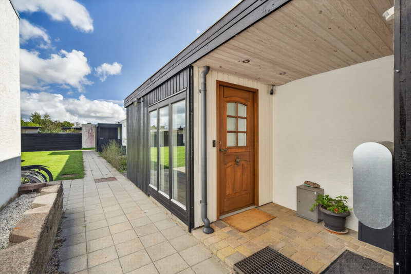 Property image number 2